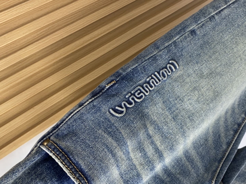 l0vis Vvtt0n jeans